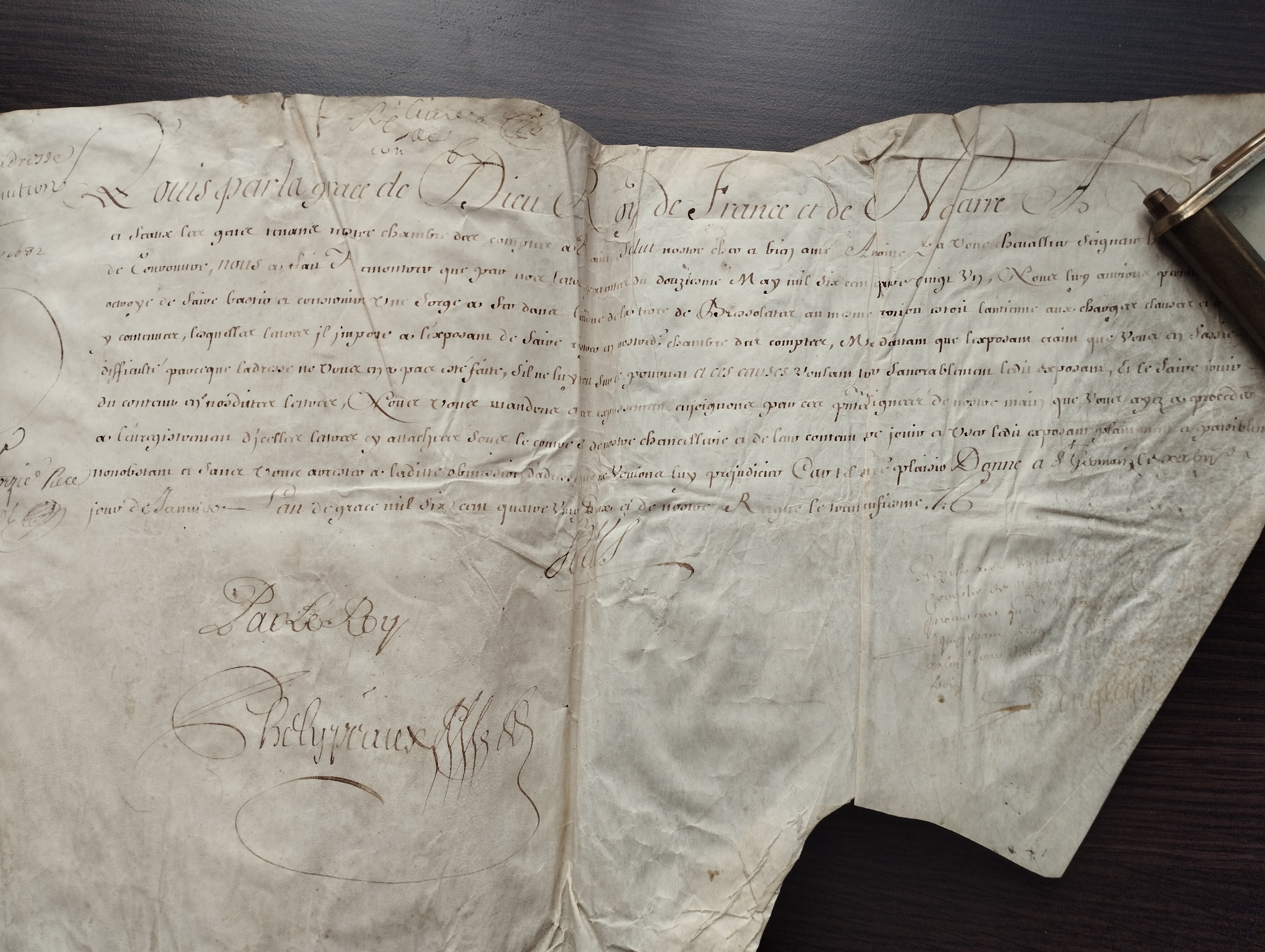 LOUIS XIV. Pièce signée (secrétaire) 5 documents, parchemin,  1683   2